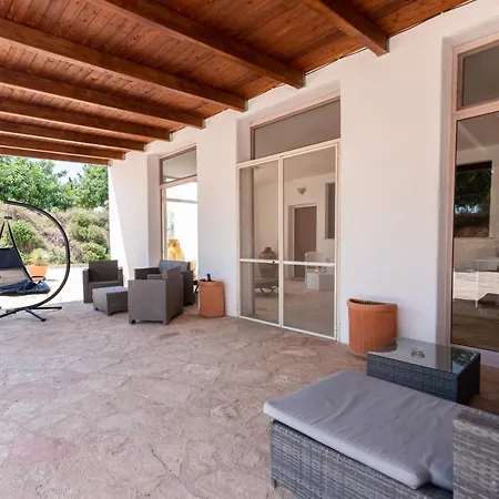 Tenuta Barone Bed & Breakfast 3*