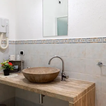 Nocleg ze śniadaniem Tenuta Barone 3*
