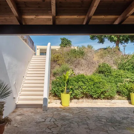Tenuta Barone Bed and Breakfast